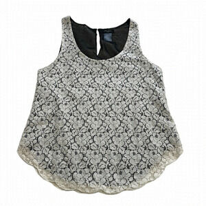 Aritzia - Talula Sleeveless Lace Tank Top - Size Small